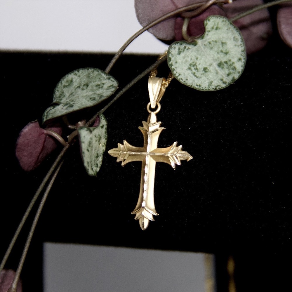Michael Anthony 14k Yellow Gold Cross Pendant Necklace 18 Inch Singapur Chain